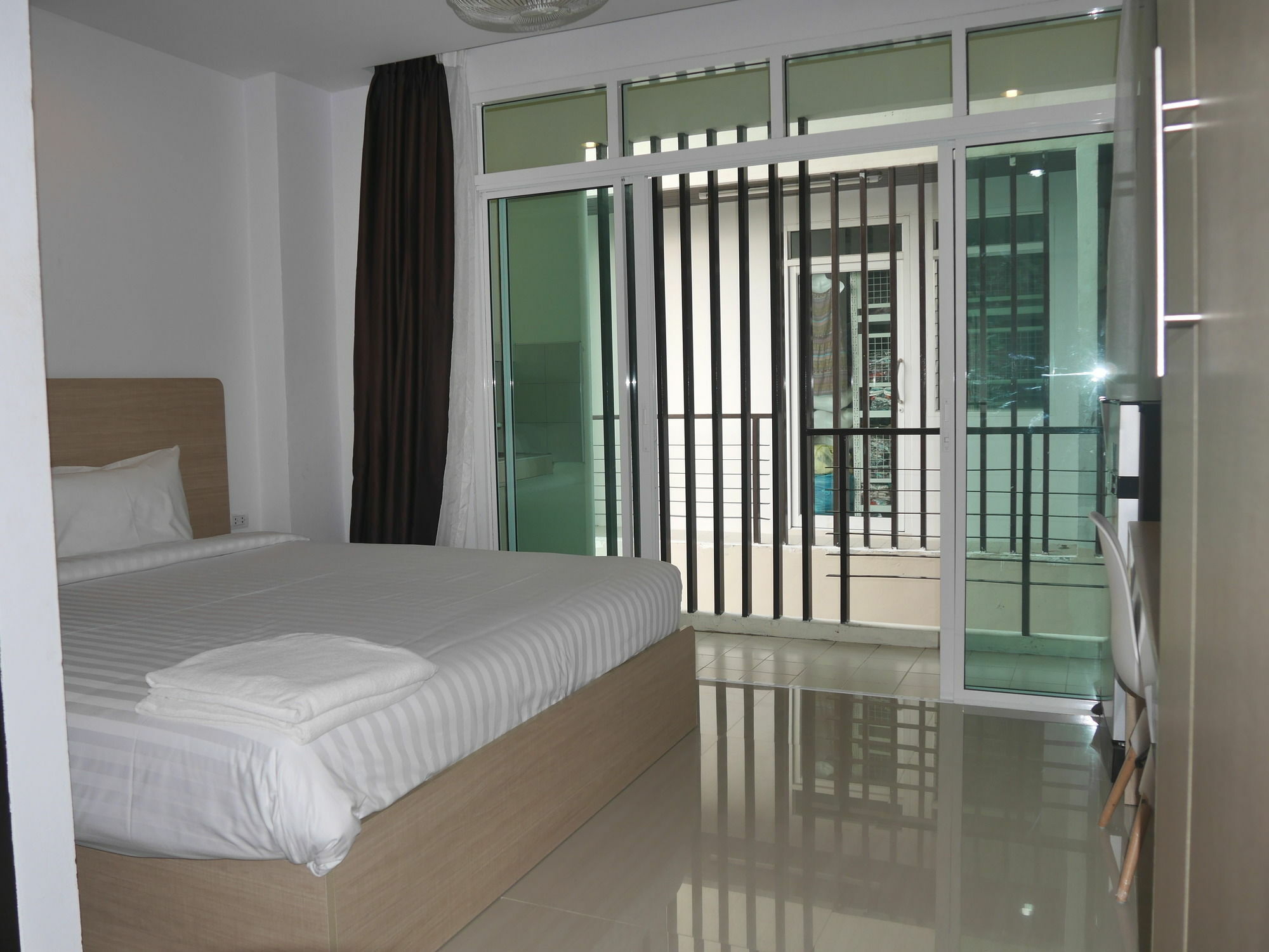 Darisa Apartment Service Patong Εξωτερικό φωτογραφία